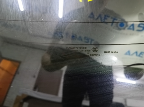 Дверь багажника голая со стеклом Jeep Cherokee KL 19-23 - зеленый PFP, с эмблемами, со спойлером, с оптикой, с трапецией и дворником, царапины на стекле