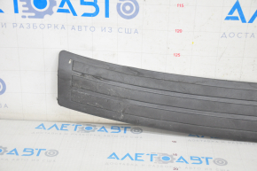 Накладка заднего бампера Lexus RX300 RX330 RX350 RX400h 04-09 структура, царапины, надрывы