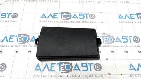 Capacul cutiei de sigurante sub capota VW Tiguan 18-