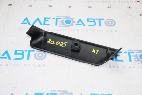 Capacul longitudinal al balustradei stângi centrale Toyota Sequoia 08-16 negru.