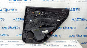 Capacul usii spate stanga Audi Q5 80A 18-20, negru, cu insertie de lemn, cotiera neagra, zgarietura.