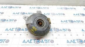 Rezervorul de expansiune al sistemului de răcire Audi A3 8V 15-19 1.8T, 2.0T fără capac, direcția îndoită.