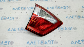 Lampa interioară pentru capacul portbagajului stânga Ford C-max MK2 13-16 pre-restilizare, micro-fisuri, zgârieturi