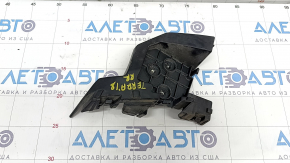 Suportul de prindere a barei spate sub stopul din dreapta pentru GMC Terrain 18-