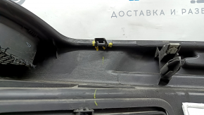 Capacul arcului stâng Ford C-max MK2 13-18 negru Energi, uzat, suport rupt, lipsă dop de protecție