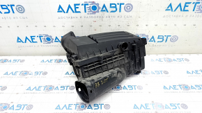 Corpul filtrului de aer VW Passat b8 16-19 USA 2.0T