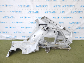 Aripa spate dreapta Audi A3 8V 15-20 4d albă, zdrobită, zgâriată, vopsită 0.1-0.2mm