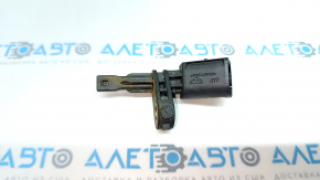 Датчик ABS передний правый VW Passat b8 16-19 USA