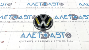 Эмблема VW крышки багажника VW Passat b8 16-19 USA сломаны направляйки