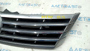 Решетка радиатора grill VW CC 13-17 рест, вздулся хром, сломаны крепления, сломана, песок