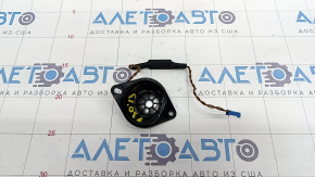 Difuzorul din panoul frontal al BMW 3 F30 12-18 Harman Kardon