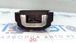 Camera frontală pe parbrizul Nissan Rogue 17-