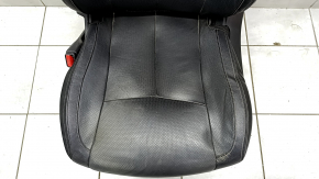 Scaun șofer Nissan Rogue 14-20 cu airbag, electric, încălzit, piele neagră, pentru curățare chimică, crăpat, zgâriat pe plastic, lipsă mâner