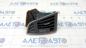 Tubul de aer al torpilei stânga Ford C-max MK2 13-18 negru cu ornamente cromate.