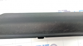 Capac prag dreapta fata Hyundai Kona 18-23, neagra, zgarieturi