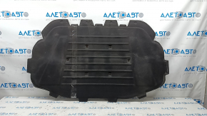 Izolarea capotei Audi Q7 4L 10-15 se desprinde.