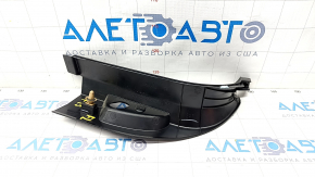 Capacul stâlpului frontal stânga inferior BMW X5 F15 14-18 negru.