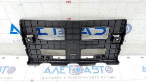 Placa de înmatriculare din față a Hyundai Kona 18-21 este crăpată