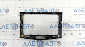 Накладка передней панели центральная обрамление мультимедии VW CC 13-17 серая, царапина
