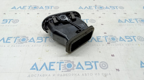 Conducta de aerisire a panoului frontal stâng VW Tiguan 09-17