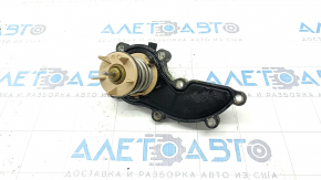 Corpul termostatului Audi Q7 4L 10-15