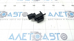 Supapa solenoidă de admisie pentru VW Tiguan 09-17