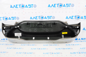 Capacul portbagajului Ford Fusion mk5 17-18 este fixat