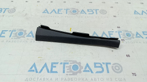 Capacul stâlpului frontal dreapta medie Audi A5 F5 17- 5D negru.