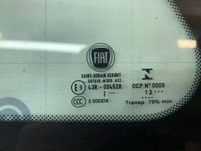 Geamul surd din spatele stânga al Fiat 500 12-19