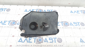 Corpul blocului de siguranțe din partea de jos a capotei pentru Lexus RX400h 06-08