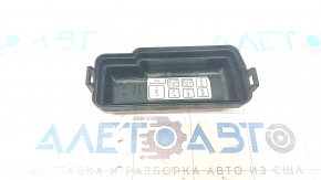 Capacul cutiei de siguranțe sub capotă pentru Lexus RX400h 06-08, mic.