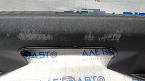 Накладка проема багажника Infiniti Q50 14-20 под докатку, царапины, потерта