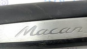 Накладка порога передняя левая Porsche Macan 15-26 черная с хром вставкой Macan S, царапины