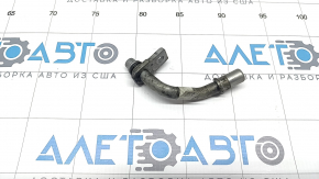 Furtunul sistemului de răcire al cutiei de viteze automate pe radiatorul Porsche Macan 15-18 3.0T, 3.6T.