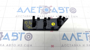 Capacul panoului frontal stânga VW Jetta 19- gri.