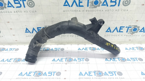 Furtun de aer stânga mijlocie VW Jetta 19- 2.0T