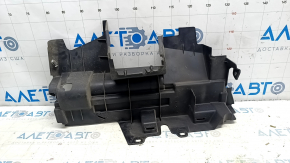 Deflectorul de bara fata stanga pentru Honda Civic X FC 19-21 2.0 este disponibil