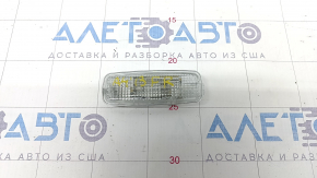 Plafonul de iluminare din partea dreapta față pentru Audi A4 B8 13-16, restilizat, sedan.