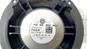 Difuzor ușă față dreapta VW Passat b8 16-19 SUA cu crăpături în fixare.