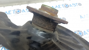 Цапфа со ступицей задняя левая VW Jetta 19-21 с кожухом, ржавая ступица