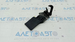 Крючок замка капота Audi Q3 8U 15-18