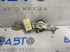 Пищалка в торпеде правая Lexus GS300 GS350 GS430 GS450h 06-11