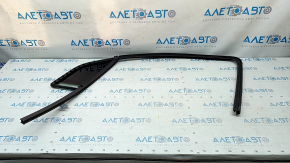 Стекло двери треугольник с уплотнителем переднее правое Chevrolet Trax 15-22