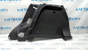 Capacul arcului drept Chevrolet Trax 15-20 negru, zgârieturi, presat, crăpat.