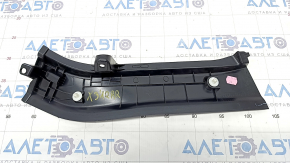 Capacul arcului drept BMW X3 F25 11-17, negru spate.