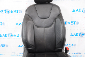 Scaun de pasager Ford Focus mk3 15-18 restilizat, cu airbag, manual, piele neagră, pentru curățare, zgârieturi