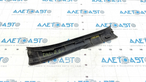 Capacul pragului din spate dreapta interior Toyota Corolla e12 02-06 negru, uzat