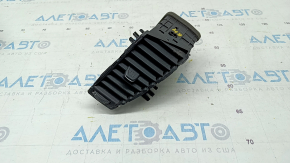 Deflectorul conductei de aer din panoul frontal central dreapta pentru Chevrolet Trax 17-20 negru.