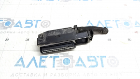 Фишка на Transmission Control Module TCM Audi Q3 8U 15-18