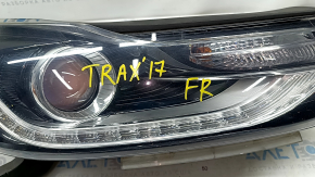 Far dreapta fata goală Chevrolet Trax 17-22 halogen + LED DRL, nisip, lac util